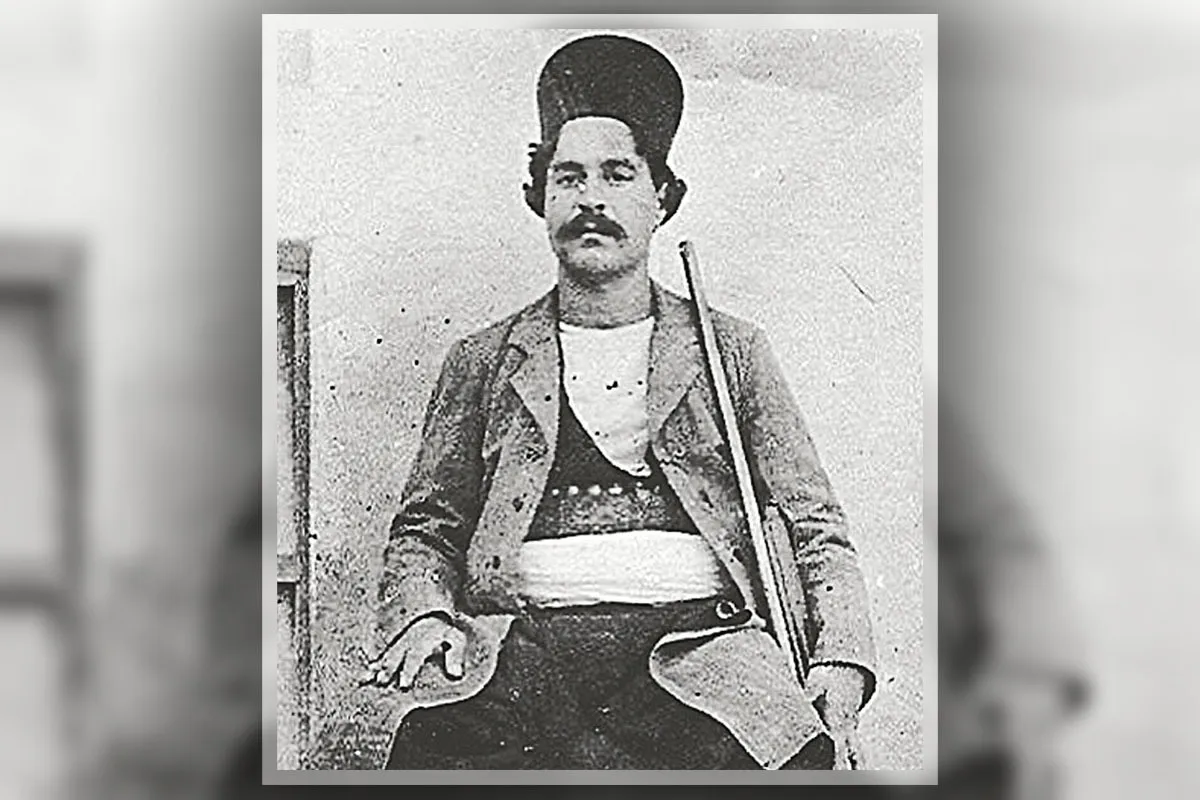 یادی از شهید رئیسعلی دلواری هم‌زمان با سالروز پایان جنگ جهانی اول | ایستاده، چون نخل
