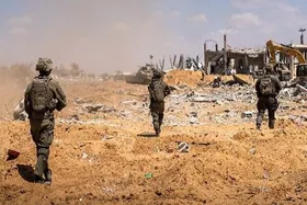 حمله رزمندگان فلسطینی با راکت ضد زره به نظامیان صهیونیست در رفح