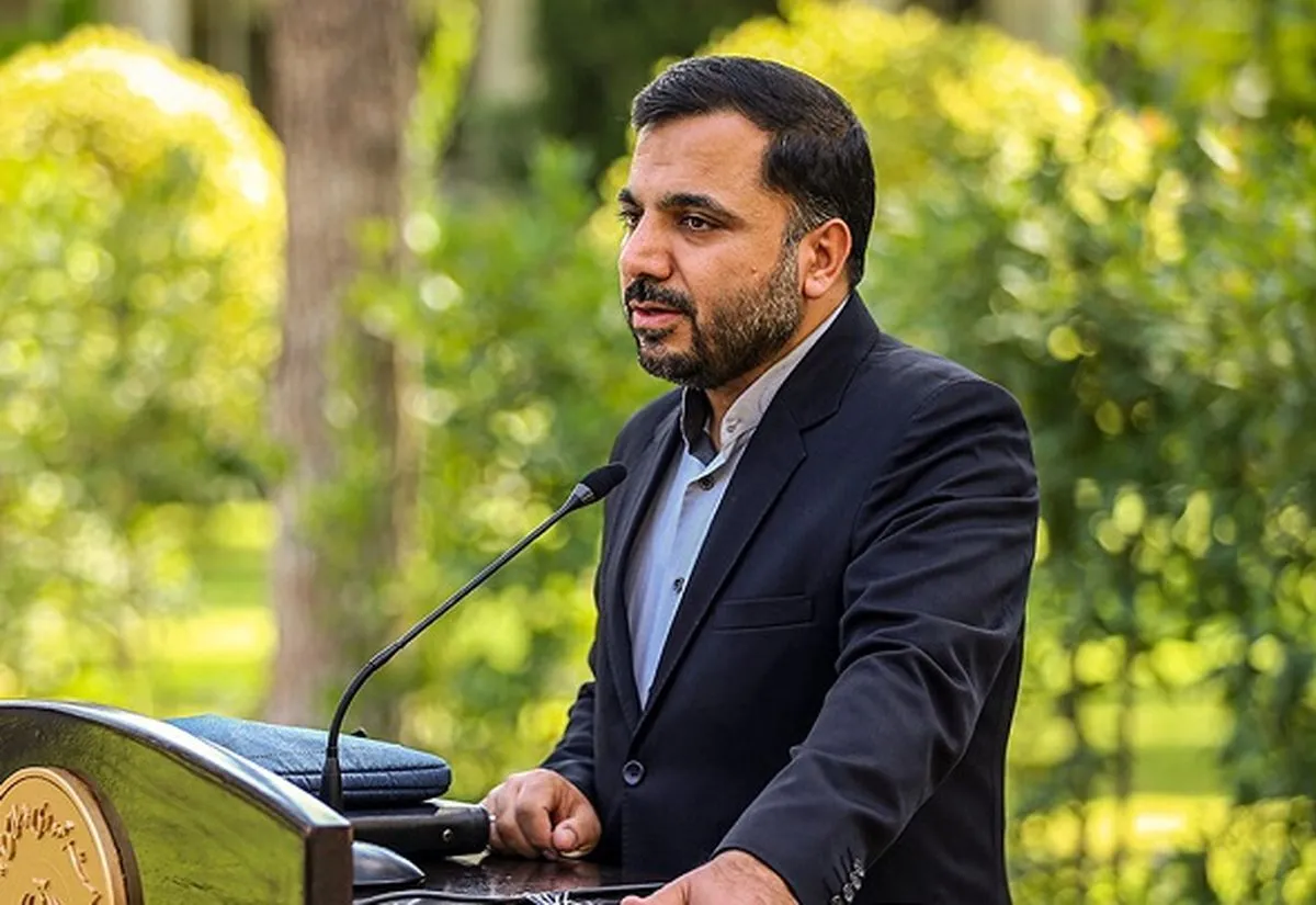 وزیر ارتباطات: برای تغییر ساعت‌، گوشی‌ها باید به‌روزرسانی شوند | پیگیر رفع مشکل هستیم + فیلم