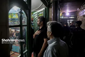 مراسم عزاداری شب هفتم محرم در حسینیه سادات نبی مهاجران افغانستانی&lrm;
