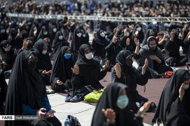 عزاداری و نماز ظهر عاشورا میدان امام حسین(ع) تهران