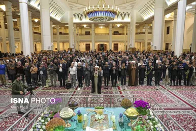 لحظه تحویل سال ۱۴۰۳ در حرم حضرت شاهچراغ (ع)