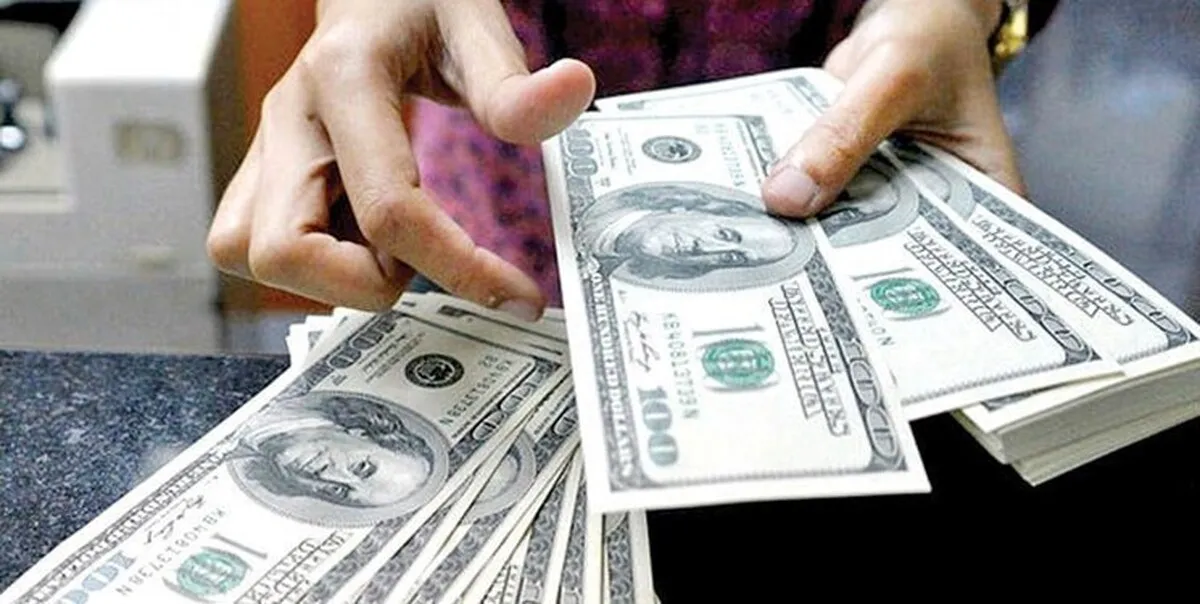 بدترین عملکرد ماهانه دلار در ۱۲ سال گذشته رقم خورد