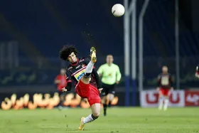 مدافع پرسپولیس در راه کویر | هنانوف خرید بعدی گل&zwnj;گهر؟