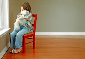 تأثیرات عمیق زخم&zwnj;های روانی دوران کودکی بر زندگی بزرگسالی