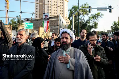 اجتماع مردم مشهد برای شهادت خادم الرضا (ع) سید ابراهیم رئیسی