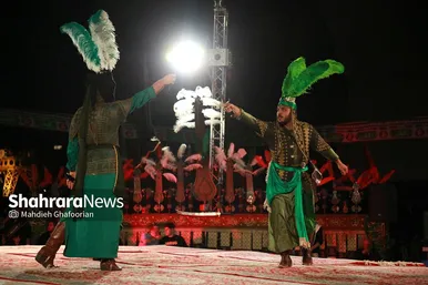 تصاویری از آیین تعزیه خوانی در عرصه میدان شهدا