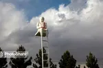 مشهد با نصب نماد‌ها و نشانه‌های هنری برای نوروز ۱۴۰۰ آماده می‌شود + تصاویر