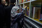 کتابخانه‌های سیار، پابه‌پای مردم در خیابان | تخریب کامل ۲ کتابخانه در حملات آمریکایی-صهیونی علیه ایران
