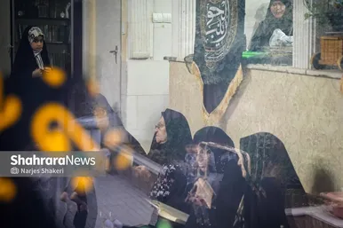گزارش تصویری | روضه خانگی، سنتی به قدمت عزای سیدالشهدا