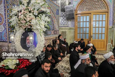 مراسم بزرگداشت شهدای خدمت در حرم مطهر رضوی