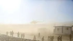 فیلم/ هلی&zwnj;کوپتر وزیر نیرو افتتاحیه&zwnj;ای در مشهد را به هم ریخت