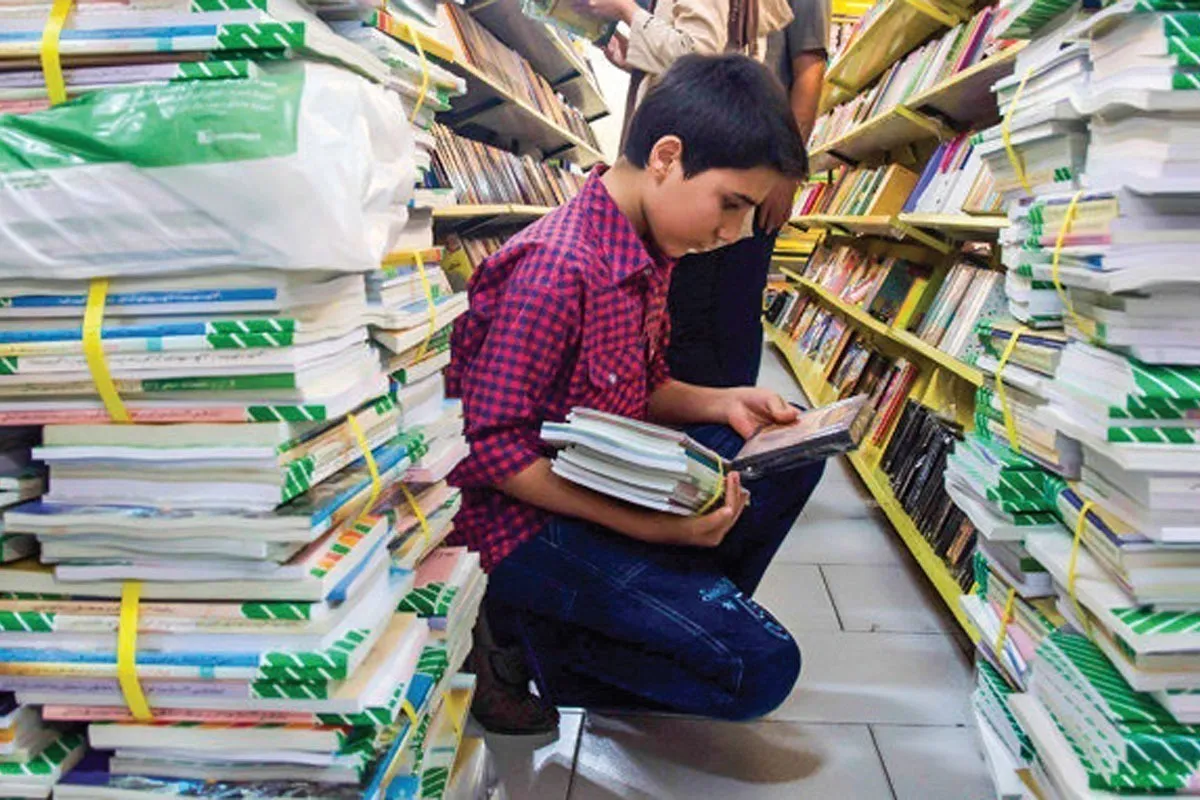 روایات جنگ تحمیلی سوم در کتب درسی