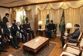 دعوت &laquo;عمران&zwnj;خان&raquo; از &laquo;رئیسی&raquo; برای سفر به پاکستان