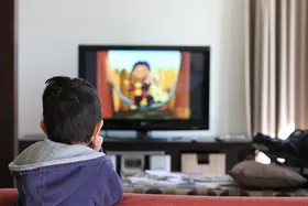 فیلم و سریال&zwnj;های امروز تلویزیون (۵ فروردین ۱۴۰۰)
