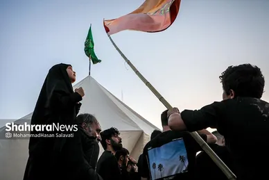 تصاویری از آئین خیمه سوزان عصر عاشورا در مشهد