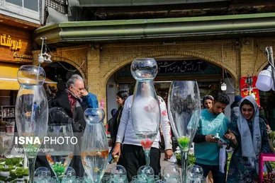 میدان تجریش در آستانه نوروز ۱۴۰۳