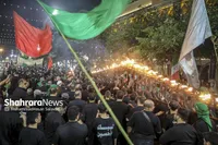 ویدئو | جاماندگان کربلا در پناه گنبد طلا | مشهد مقدس میزبان عزاداران در شب تاسوعای حسینی (۲ تیرماه ۱۴۰۵)