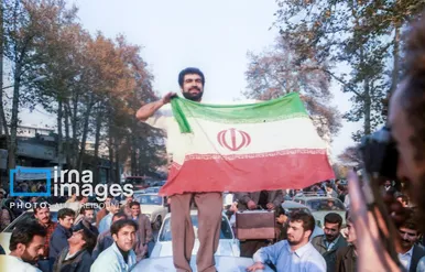 ۸ آذر ۱۳۷۶ روزی که ایران خندید
