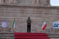 استاندار خراسان رضوی: راه‌اندازی شهرداری منطقهٔ تاریخی توس تأیید شد | رونمایی از سند تاریخی باغ فردوسی