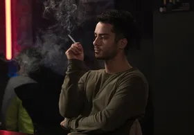 عکس | ساعد سهیلی، قربانی جدید سانسور در سینمای ایران! | وقتی یقه مردان هم ممیزی است
