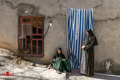 زندگی در سی سخت یک سال پس از زلزله