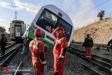 برخورد دو قطار مترو تهران ـ کرج