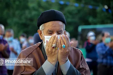 اقامه نماز عید سعید فطر در حرم مطهر امام رضا(ع)