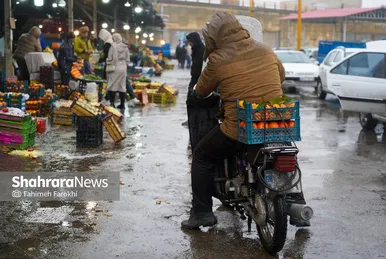 گزارش تصویری | بازار میوه در شب یلدا