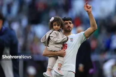 شادی بازیکنان تیم ملی پس از پیروزی مقابل ژاپن