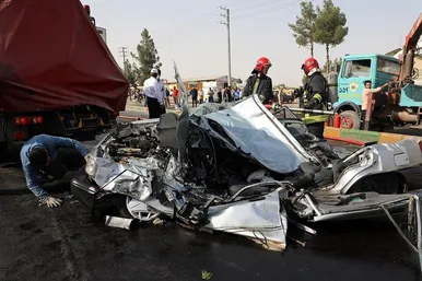 واژگونی تانکر حامل گازوئیل در مسیر مشهد- گلبهار