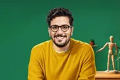 ویدئو| امیرحسین قیاسی هم دوبلور شد
