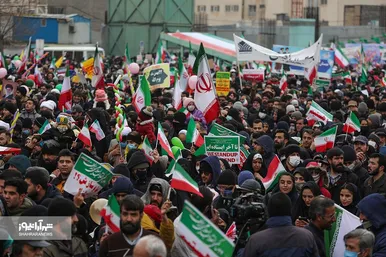 گزارش تصویری حضور باشکوه مردم مشهد در راهپیمایی ۲۲ بهمن - ۲