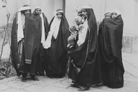 حجاب زنان و دختران ایرانی به روایت نخستین سفیر آمریکا در ایران