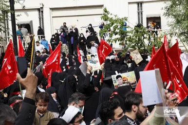حضور پر تعداد مهاجران افغانستانی در مراسم تشییع پیکر شهید حجت‌الاسلام اصلانی