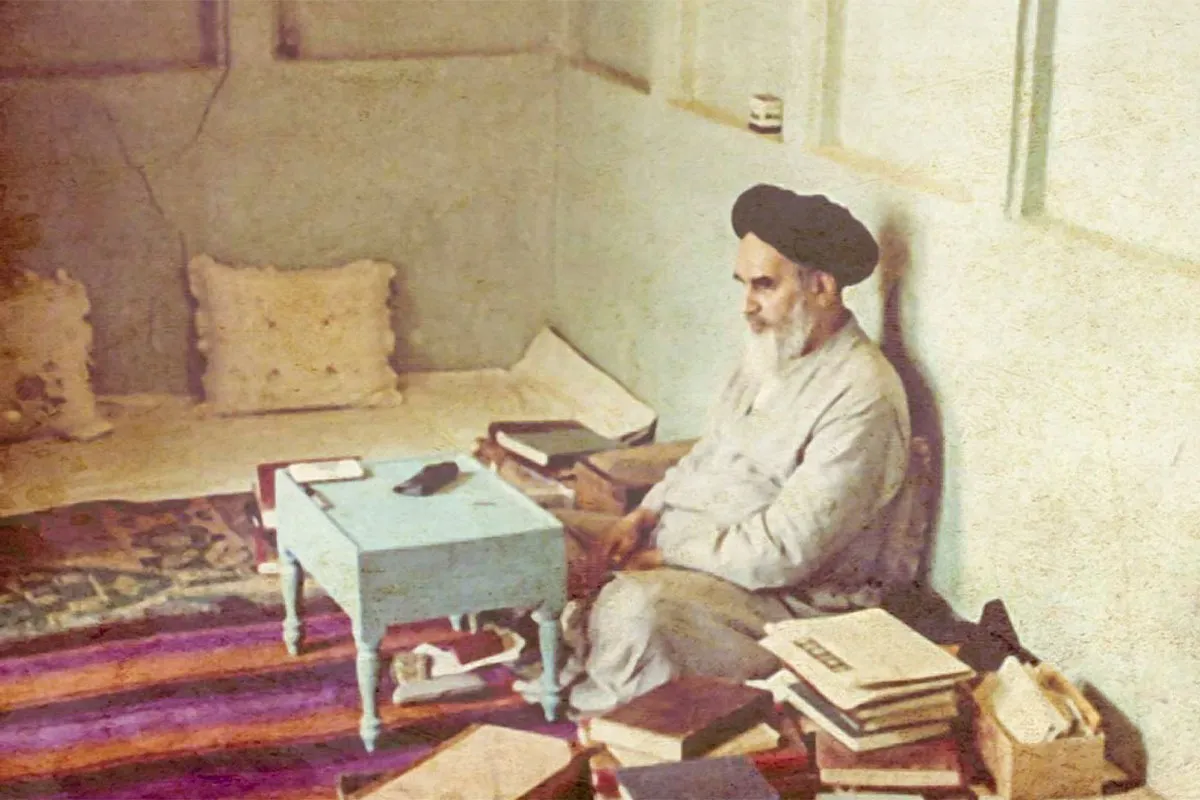 غم دلدار فکنده ست به جانم شررى | نگاهی به فقیهانی که شور شعر داشتند با تأمل در سروده‌های امام خمینی (ره)