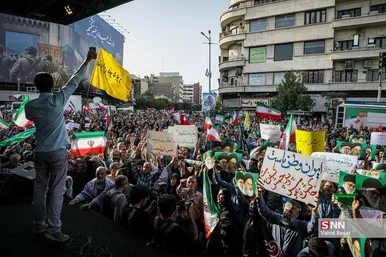 گزارش تصویری| تجمع دانشجویی مردمی در میدان انقلاب تهران (یک تیر ۱۴۰۴)