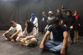گلایه کارگردان نمایش «زیرو» از گمنامی سالن‌های تئاتر در میان مشهدی‌ها | مسئولان به بهتر دیده شدن آثار کمک کنند
