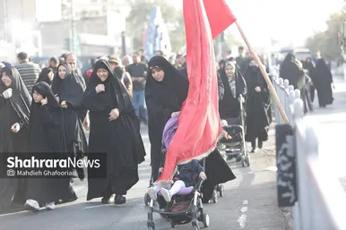 پیاده‌روی جاماندگان اربعین حسینی در مشهد