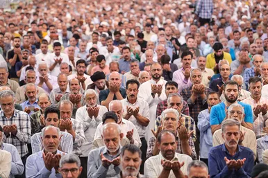 نماز عید قربان در حرم مطهر رضوی