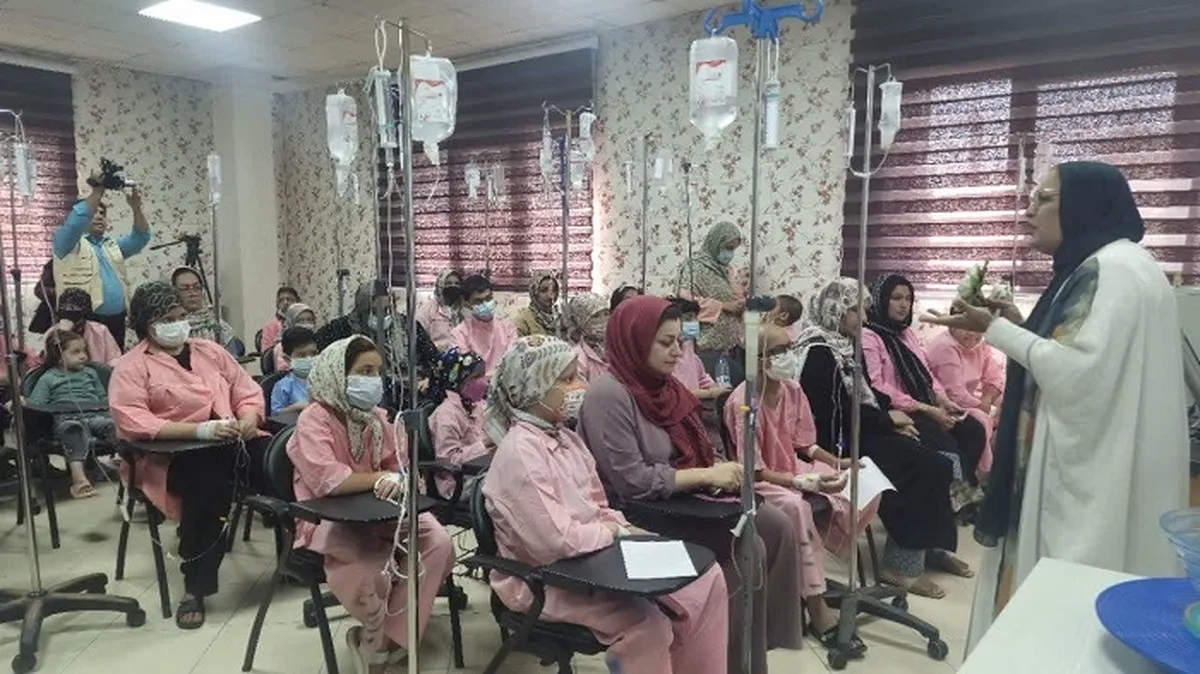 نواختن زنگ مدرسه در بخش هماتولوژی بیمارستان دکتر شیخ مشهد (۶ مهر ۱۴۰۴)