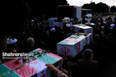استقبال از پیکر مطهر ۱۲ شهید گمنام دفاع مقدس در فرودگاه هاشمی نژاد مشهد