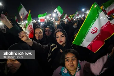 گزارش تصویری | خونخواهی رهبر شهید در میدان فجر مشهد