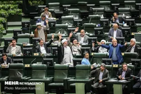 هشتم ربیع&zwnj;الاول تعطیل رسمی ماند / نمایندگان با حذف تعطیلی ۸ ربیع الاول مخالفت کردند