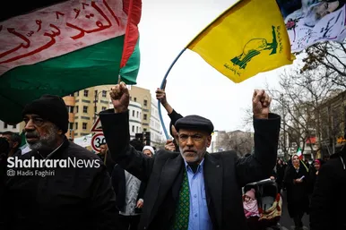 گزارش تصویری | راهپیمایی جمعه نصر و جشن پیروزی مقاومت فلسطین در مشهد