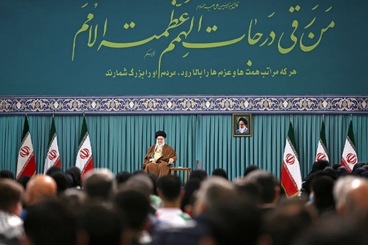 ویدئو | پرچمداران، روایتی از دیدار قهرمانان ورزشی با رهبر معظم انقلاب