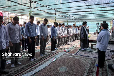 گزارش تصویری | آیین نواخته شدن زنگ نماز اول مهر