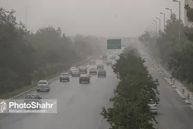 دید افقی در جاده&zwnj;های شرقی خراسان رضوی به علت توفان محدود شد | آغاز بارش پراکنده باران در برخی نقاط مشهد