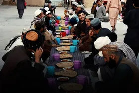 ویدئو | نگاهی به سنت افطاری در مساجد افغانستان