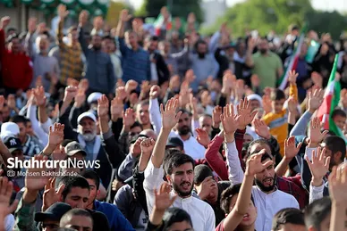 گزارش تصویری | اجتماع مردمی حامیان «طرح نور» در مشهد